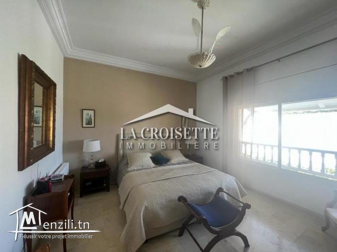 Villa S+4 vue sur mer avec piscine à La Marsa.MVL1368