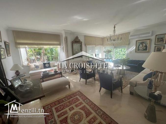 Villa S+4 vue sur mer avec piscine à La Marsa.MVL1368