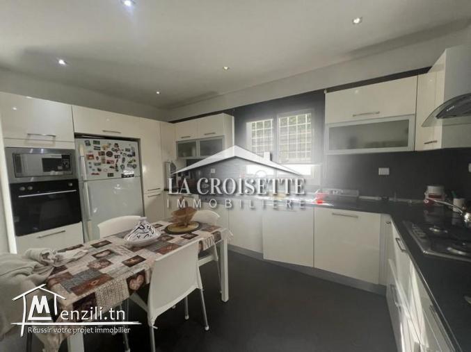 Villa S+4 vue sur mer avec piscine à La Marsa.MVL1368