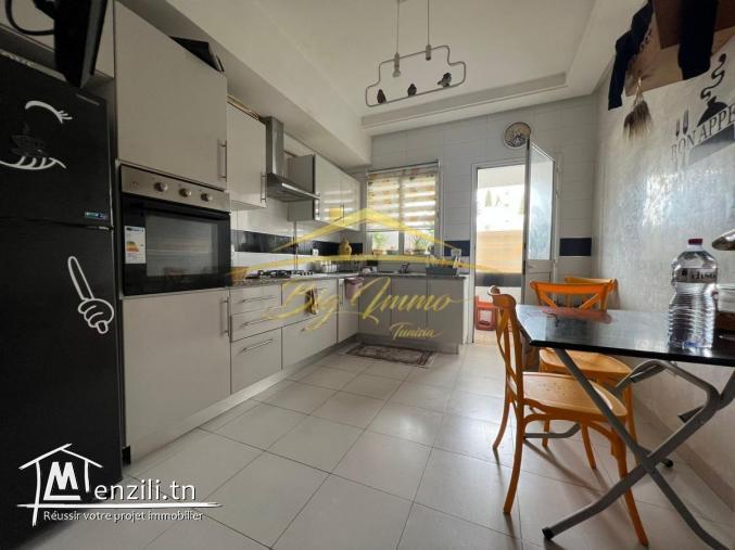 Appartement à Bouhsina cité olympique