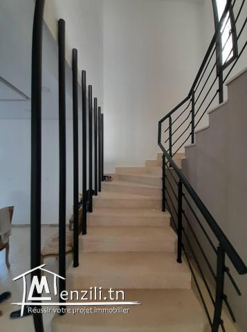 villa au milieu de la foret