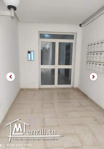 A vendre un appartement neuf S+1à la residence aziza mannouba.