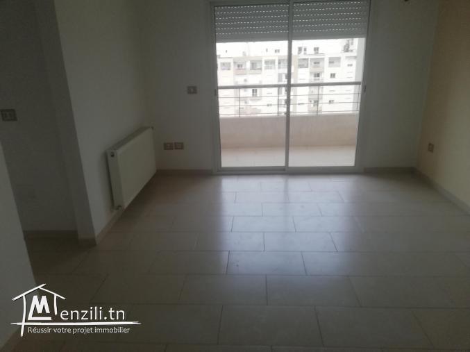 A vendre un appartement neuf S+1à la residence aziza mannouba.