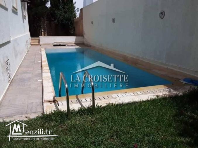 Villa S+6 avec piscine à Gammarth.MVL0396