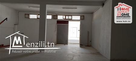 Local Milena à Louer à Chotrana 1