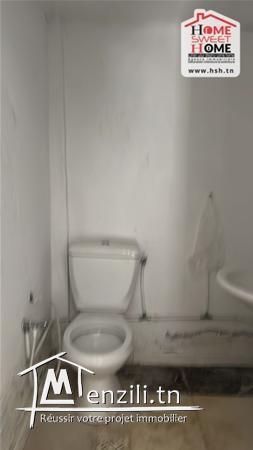 Dépôt Frederico à Louer à L'aouina