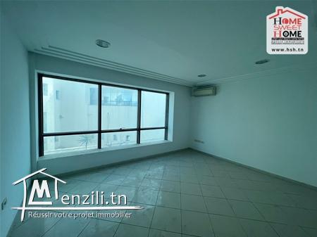 Bureau Sidney à Louer aux Berges du Lac2