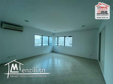 Bureau Sidney à Louer aux Berges du Lac2