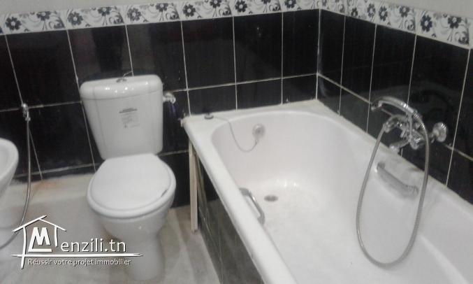 S+1 meuble neuf a cite Riyadh emplacement agreable pres de la plage