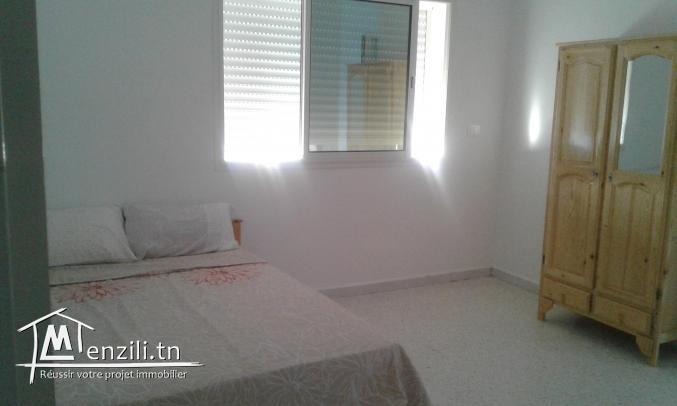 S+1 meuble neuf a cite Riyadh emplacement agreable pres de la plage