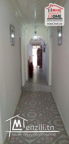 Villa Arthur à Vendre à Cité EL Ghazella