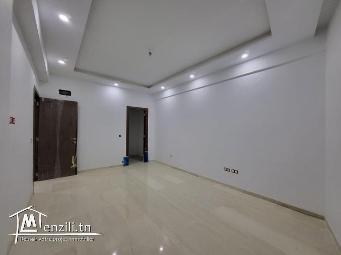 Bureau haut-standing neuf et lumineux à louer - Habib Bourguiba