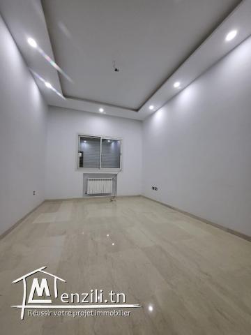 Bureau haut-standing neuf et lumineux à louer - Habib Bourguiba