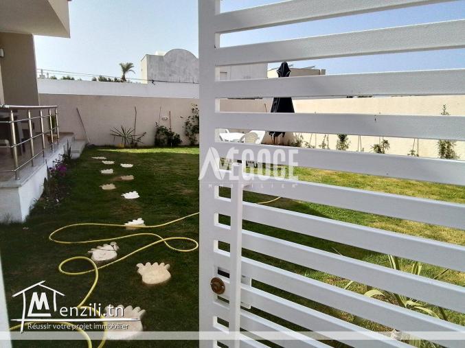 a vendre une villa au bord de la mer