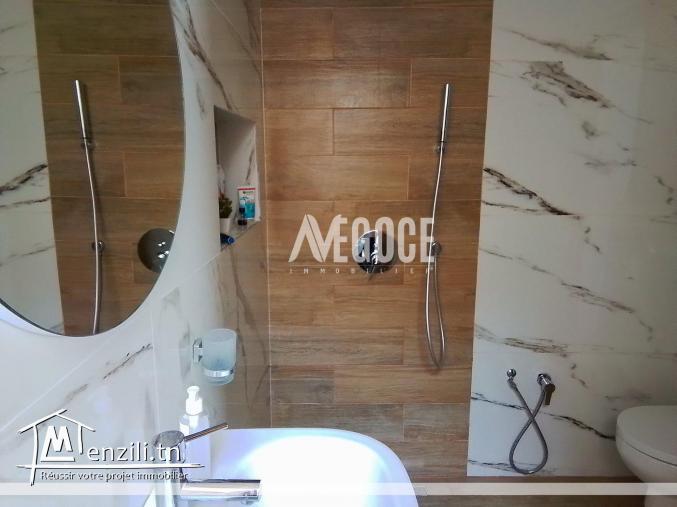 a vendre une villa au bord de la mer