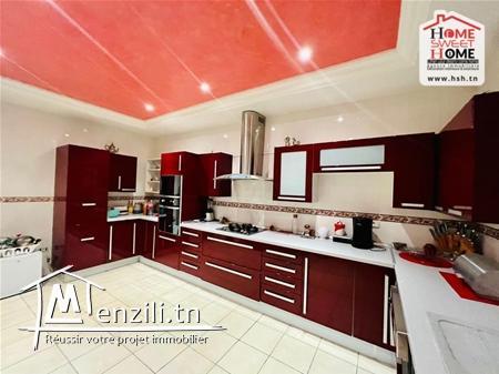 Villa Cedric à Vendre aux Jardins de l'Aouina