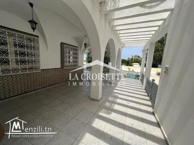 Villa S5 avec piscine à La Marsa MVL0277