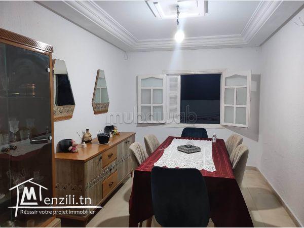 Maison de deux étages a louer