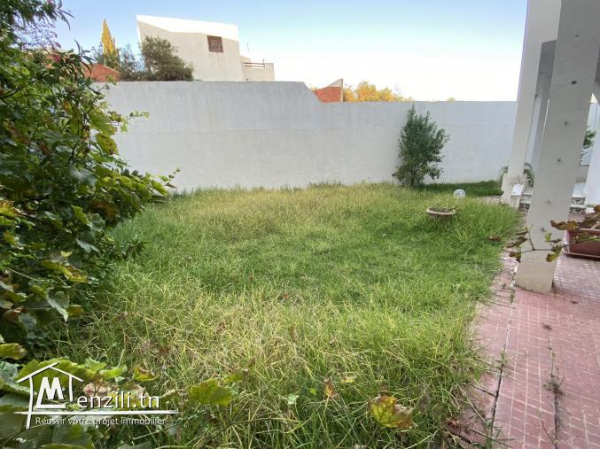 Belle villa à vendre à El Manar1