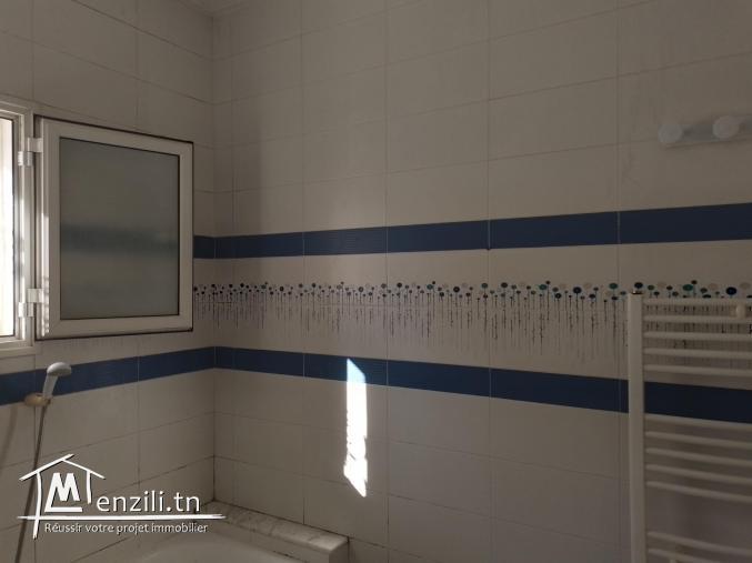 Etage de villa Rades Meliane