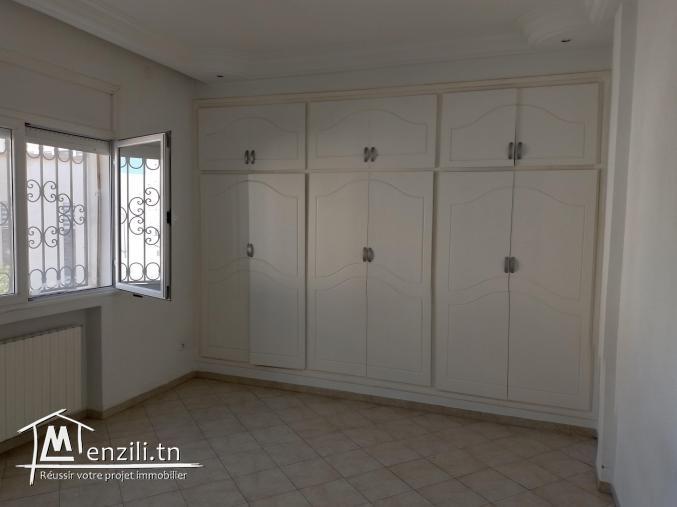 Etage de villa Rades Meliane