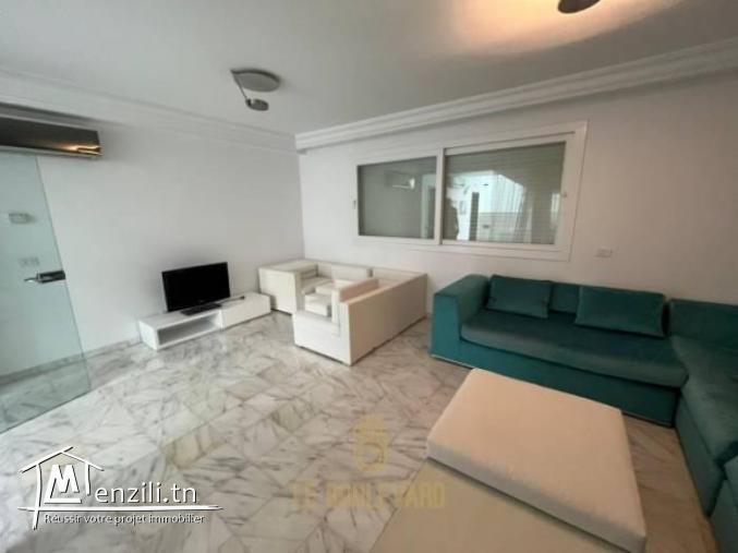 A louer Villa S4 avec piscine et pied dans l'eau à benikhiar