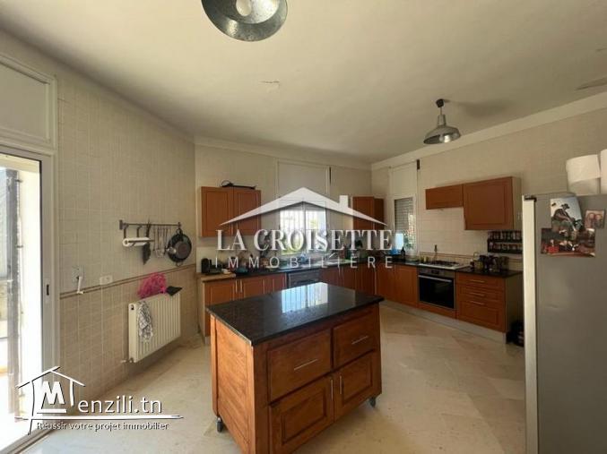 Villa s+3 avec piscine à Gammarth MVL0096