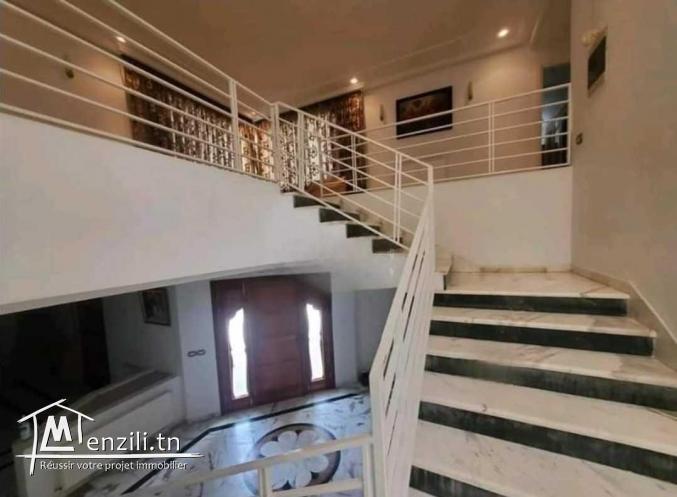 Villa de maitre à sousse proche zone touristique e