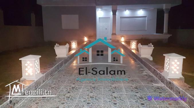 villa à dar allouch 1 ere position