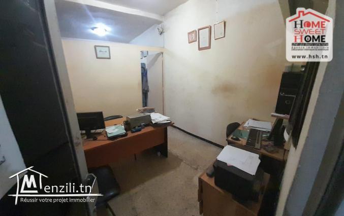 Local LUIS à Vendre à Denden