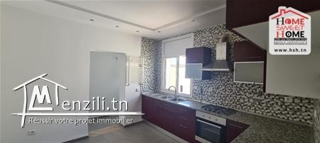 Etage de Villa Paradise à Louer Aux Jardins de Carthage