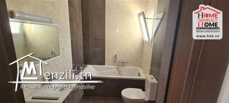 Etage de Villa Paradise à Louer Aux Jardins de Carthage