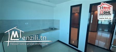 Bureau Salvador à Louer Aux Berges du Lac3