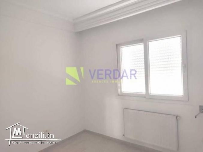 Un appartement S3 de 150m² à Chouchet Rades