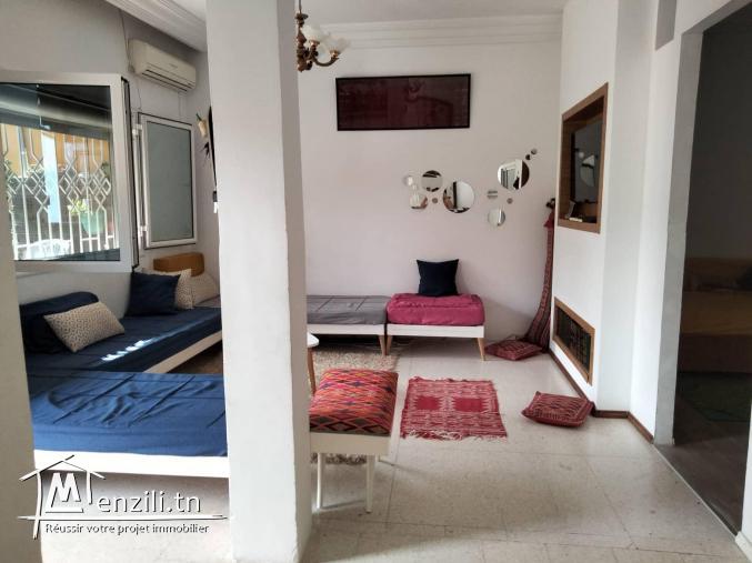 étage de vielle à louer 1500