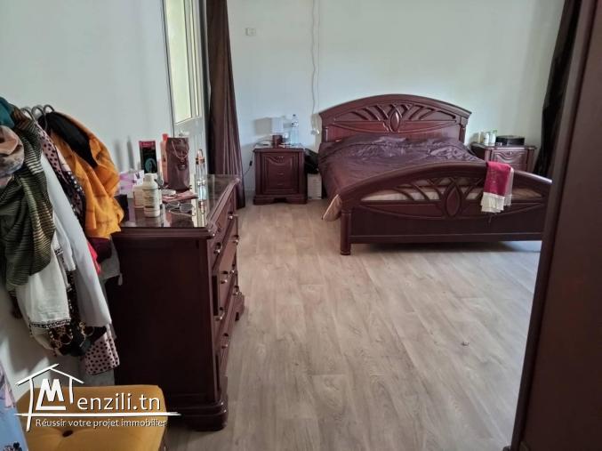 étage de vielle à louer 1500