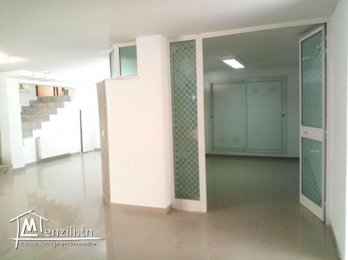villa a cite mora