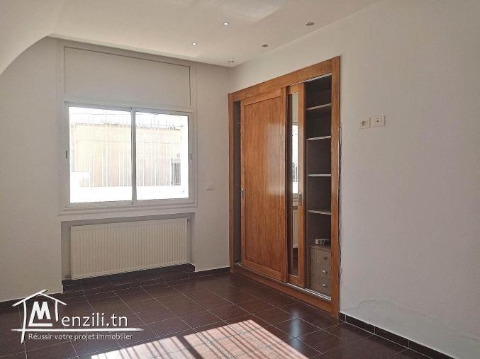 villa a cite mora
