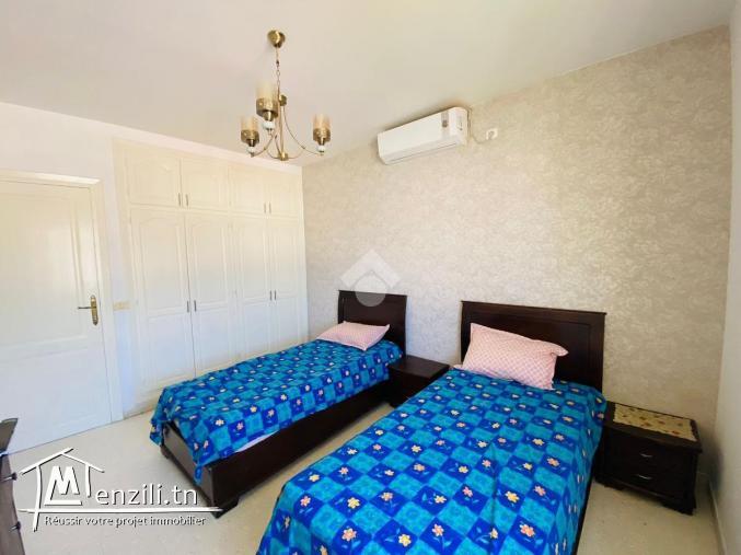 A_LOUER  Un étage de villa meublé situé à la nouvelle médina
