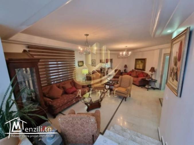 Un superbe S4 à Cité El Khadra