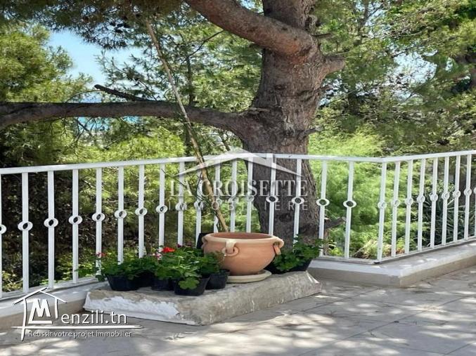 Villa s+3 vue sur mer à la Marsa MVL0515