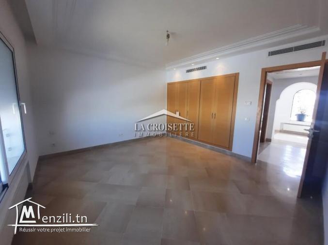 Villa s+3 avec piscine à Gammarth MVL1337