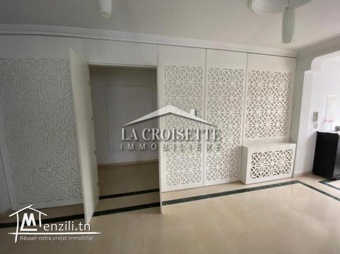 Appartement s+4 meublé à la Marsa ZEL0285