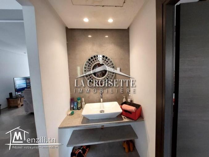 Villa s+3 avec piscine à la Soukra MVL0670