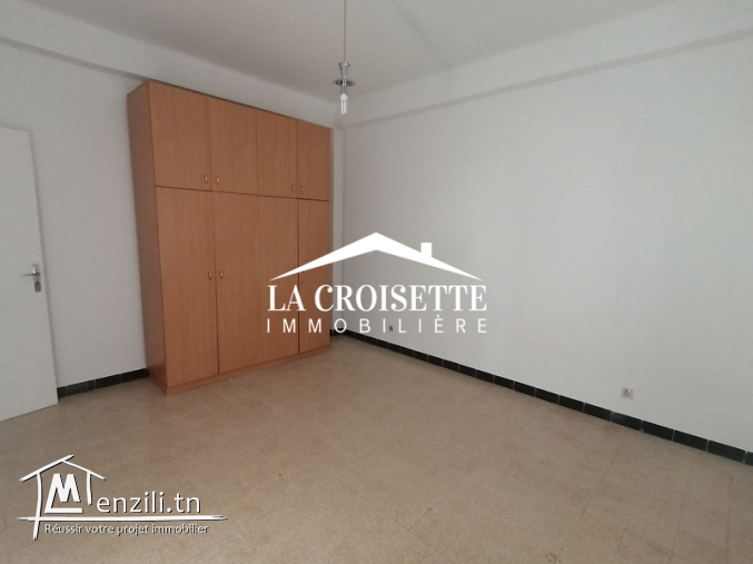 Etage de villa s+5 avec jardin à la marsa MEL0452