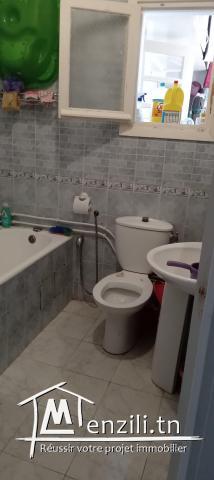 Appart S+2 - 2 ém etage - trés bon état - à vendre - Nour Jaafar