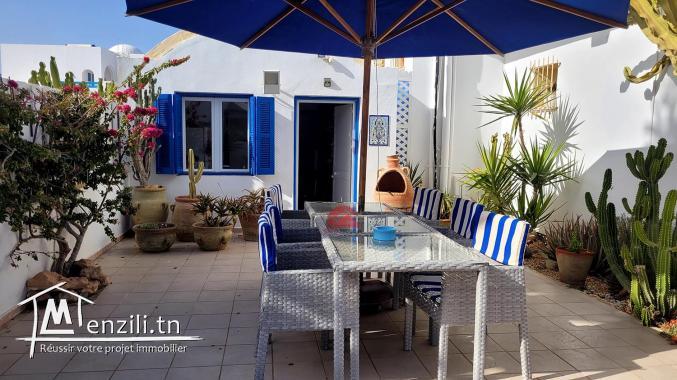 A VENDRE EN ZONE TOURISTIQUE BELLE VILLA AVEC PISCINE PRIVÉE - RÉF V623