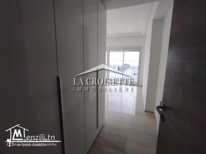 Appartement s+3 avec chambre de service aux Berges du Lac 2 ZAL1362