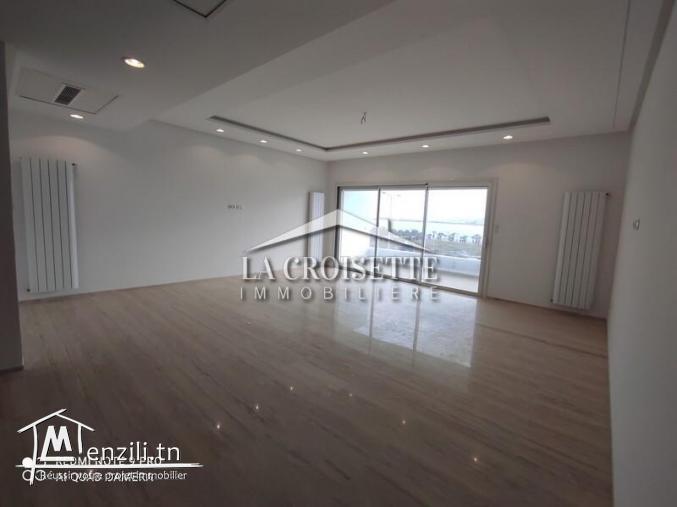 Appartement s+3 avec chambre de service aux Berges du Lac 2 ZAL1362