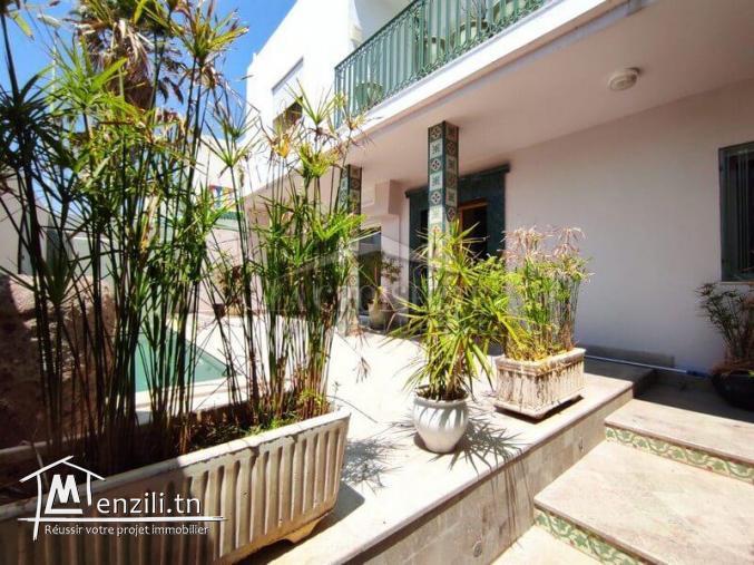 Villa avec piscine aux Berges du lac 1 ZVL1069